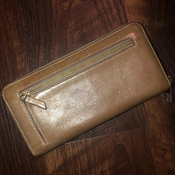 Fossil Wallet ✨ - Picture 3 of 4